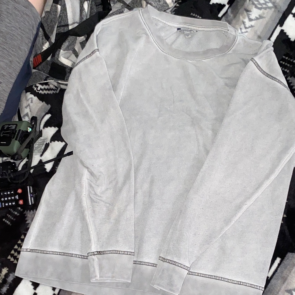 American Eagle Light Gray Pullover